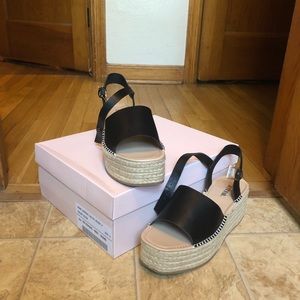 Black flatform sandals